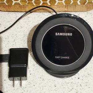 Samsung EP-NG930 Cellphone Phone Fast Charge Qi Wireless Charging Stand Black